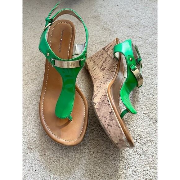 Tommy Hilfiger Green Patent Leather Thong Cork Wedge Sandal Pumps Size 9 1/2 - Picture 1 of 7